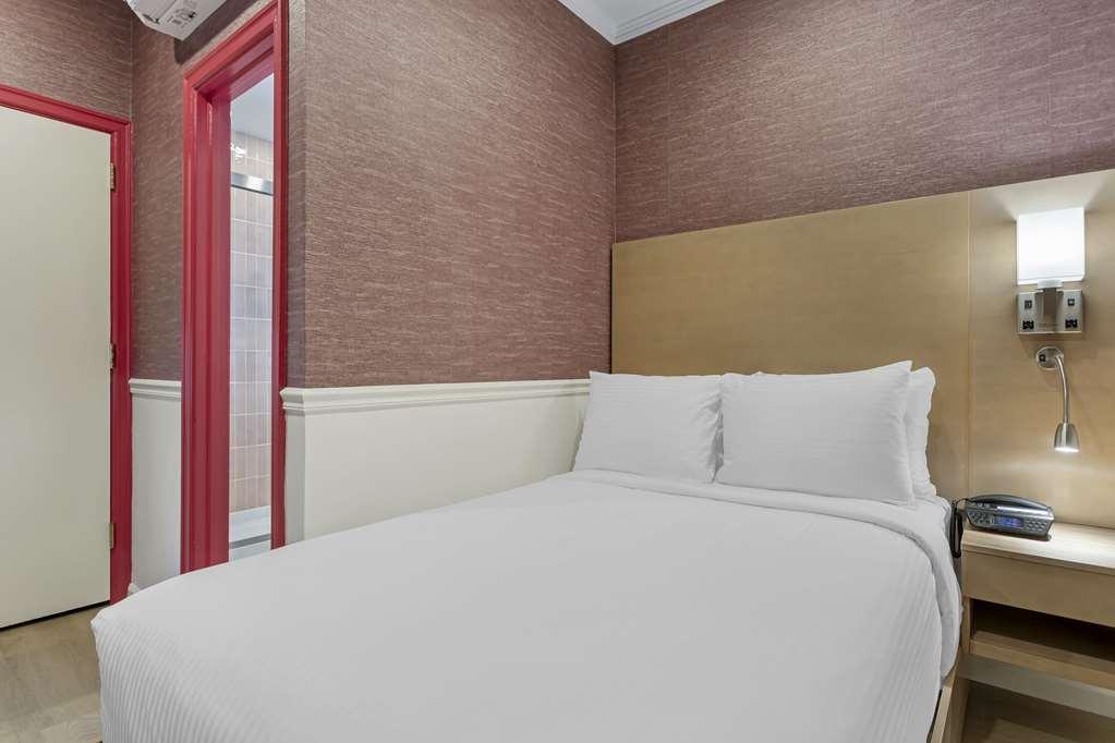 Mayfair Hotel, Ascend Hotel Collection New York Room photo